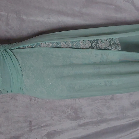Mint mini long dress - Picture 2 of 8